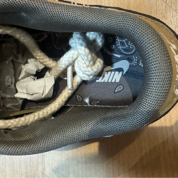 Nike Dunk Low Premium QS SB x Travis Scott Cactus Jack - Picture 4 of 7